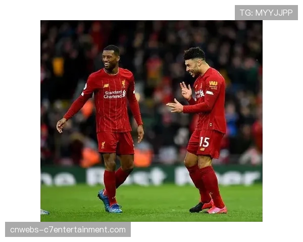 切尔西与斯特拉斯堡达成多笔交易，派斯和萨尔租借回归